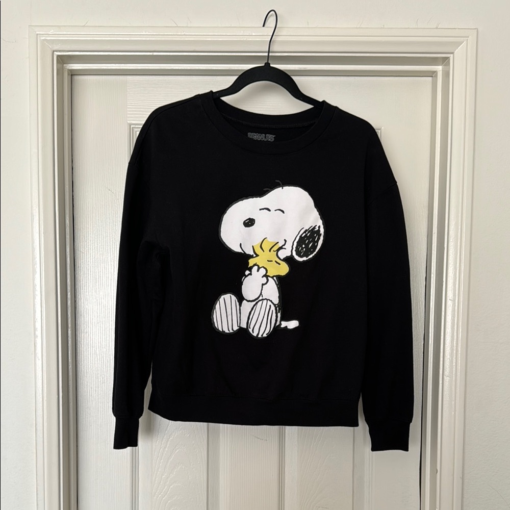 Peanuts Snoopy & Woodstock Black Sweater women’s large